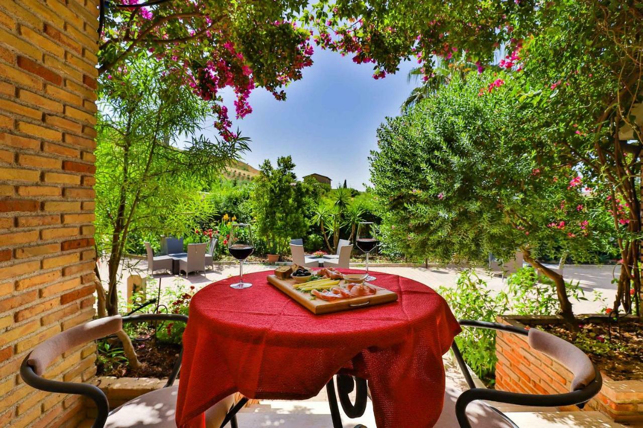 Al Lago Verde Alia Exterior photo